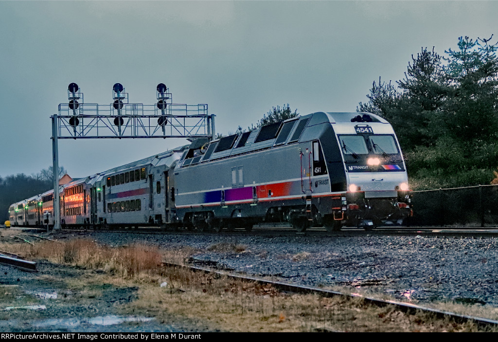 NJT 4541 on 1101